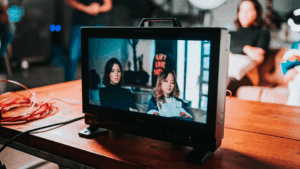 Workshop: Neue Plattformen, altes Handwerk – Filme, Videos und Onlineclips kennen und nutzen @ Café Courage